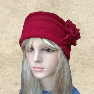 Red Felted Wool Beanie: Winter Hat with Flower Detail