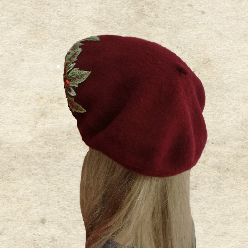 Wool Ladies Winter Beret - 90% Wool 10% Nylon, 11 Inch Diameter, Classic French Style With Stem