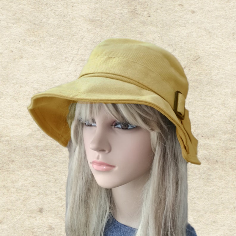 Cloche Summer Sun Hat: Brimmed Women's Fashion Hat Beige