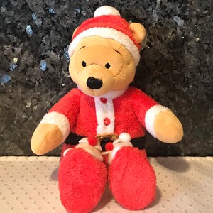 Winnie The Pooh &quot;Sleeper Pooh&quot; Mini Bean Bag Plush