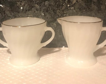 Swirl Golden Shell Lustre Creamer & Sugar Bowl Set by Anchor Hocking