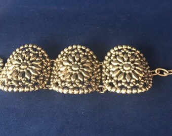 Daisy Flower Cuff and Link Bracelet- Gold Tone Costume Jewlery