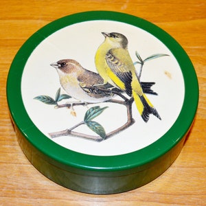 Vintage coffee tin by Arko from the 70s Green plastic Retro Mid Century Shabby Chic country style