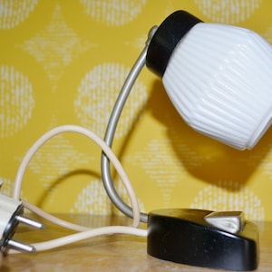 Vintage Table Lamp 30s with Plastic Lampshade with Bakelite Foot Retro Mid Century