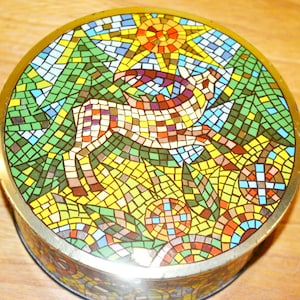 Beautiful colorful vintage tin can 70s retro mid century shabby chic country style