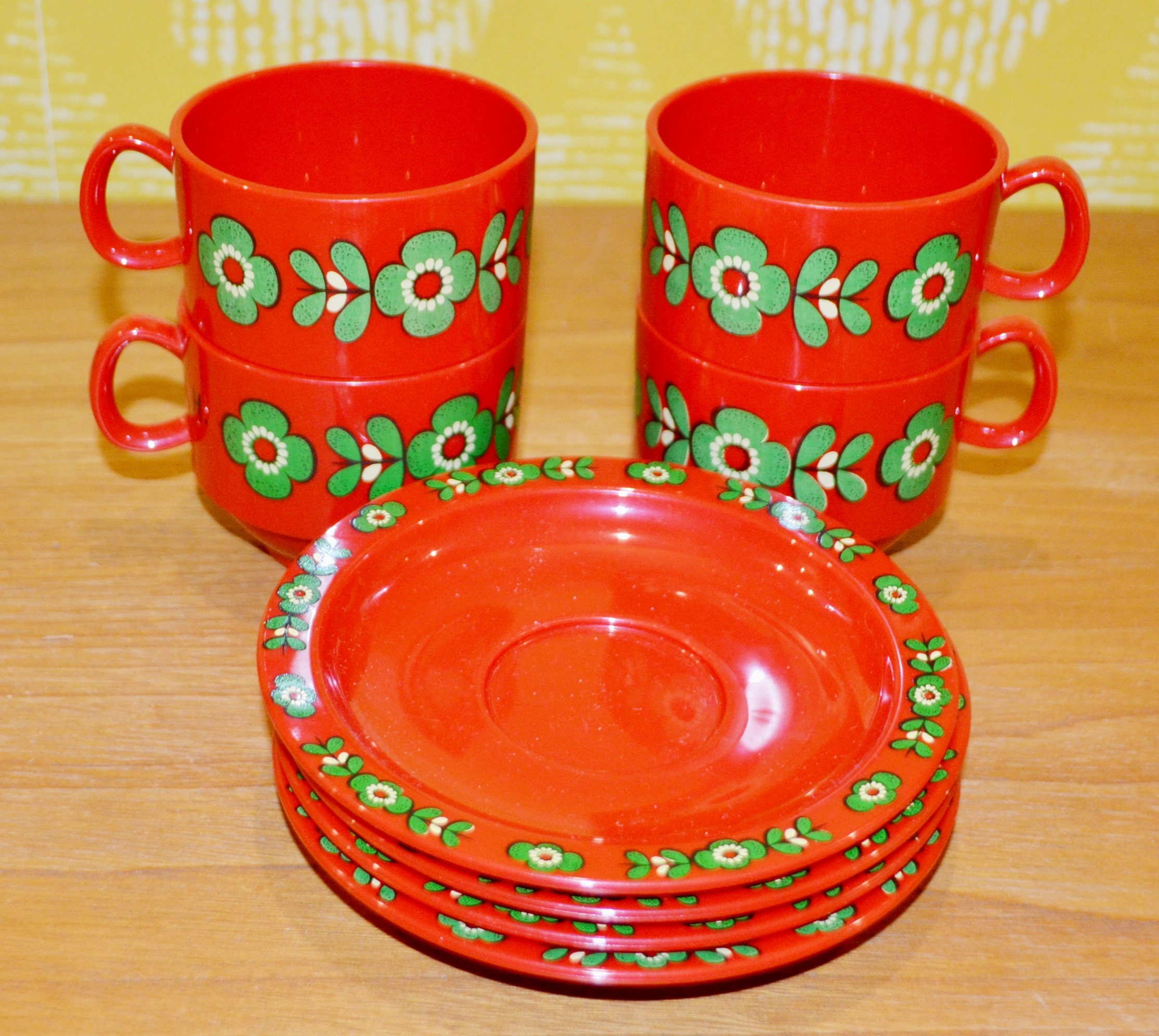 Vintage Emsa Geschirr Set 70er Jahre Kunststoff Rot /Grün Retro, Seventies ,Mid Century,Landhausstil ,Shabby Chic