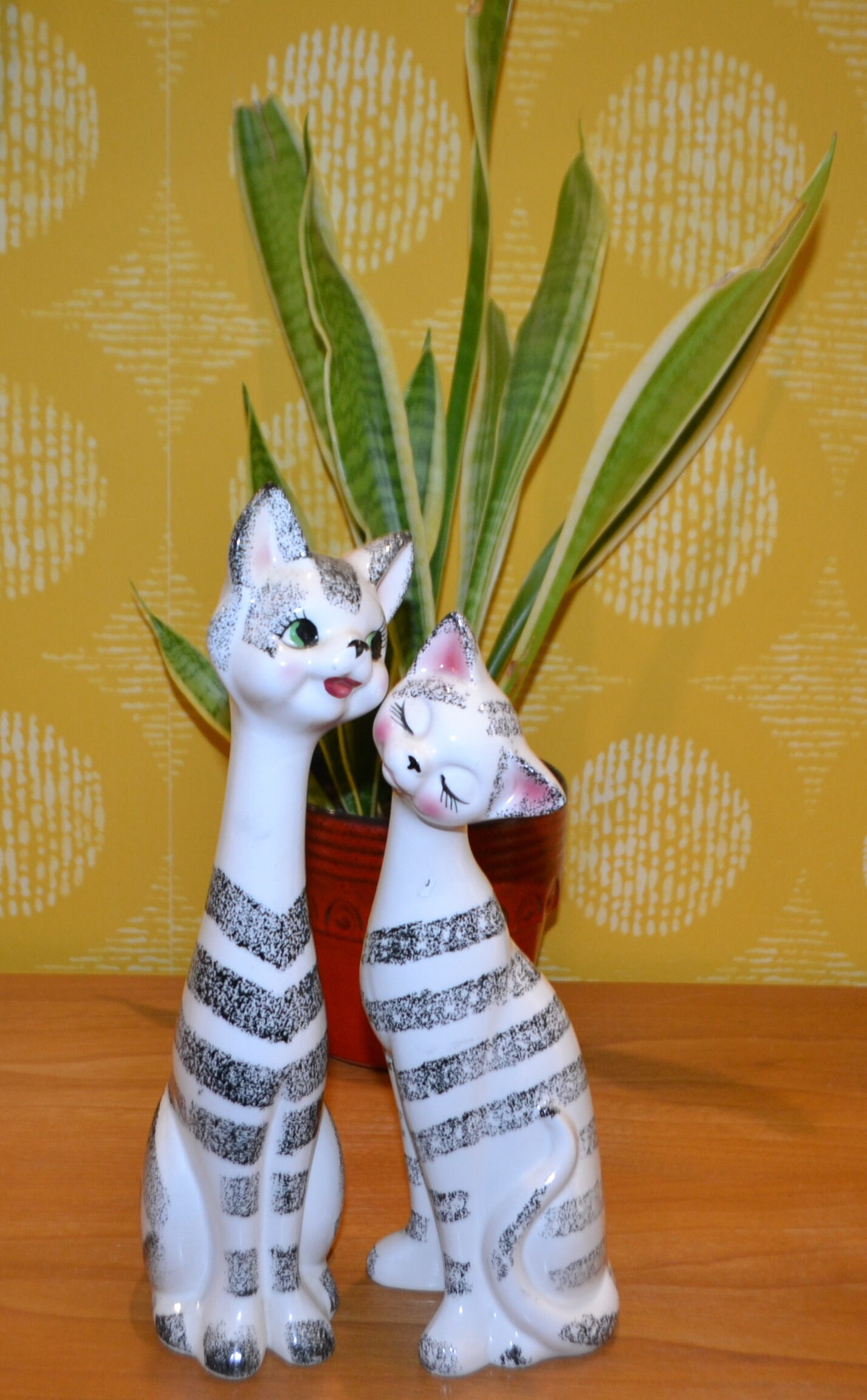 Vintage Ceramic Cat Figures Couple White / Grey West Germany