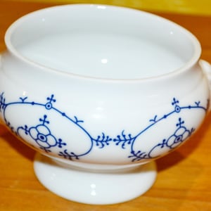 Small Vintage Bowl Strawflower Ceramic White/Blue 70s Retro Mid Century Shabby Chic Country Style