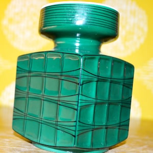 Vintage Vase Green Art Porcelain GDR Ostalgie 70s Retro Design Mid Century Space Age WGK Shabby Chic