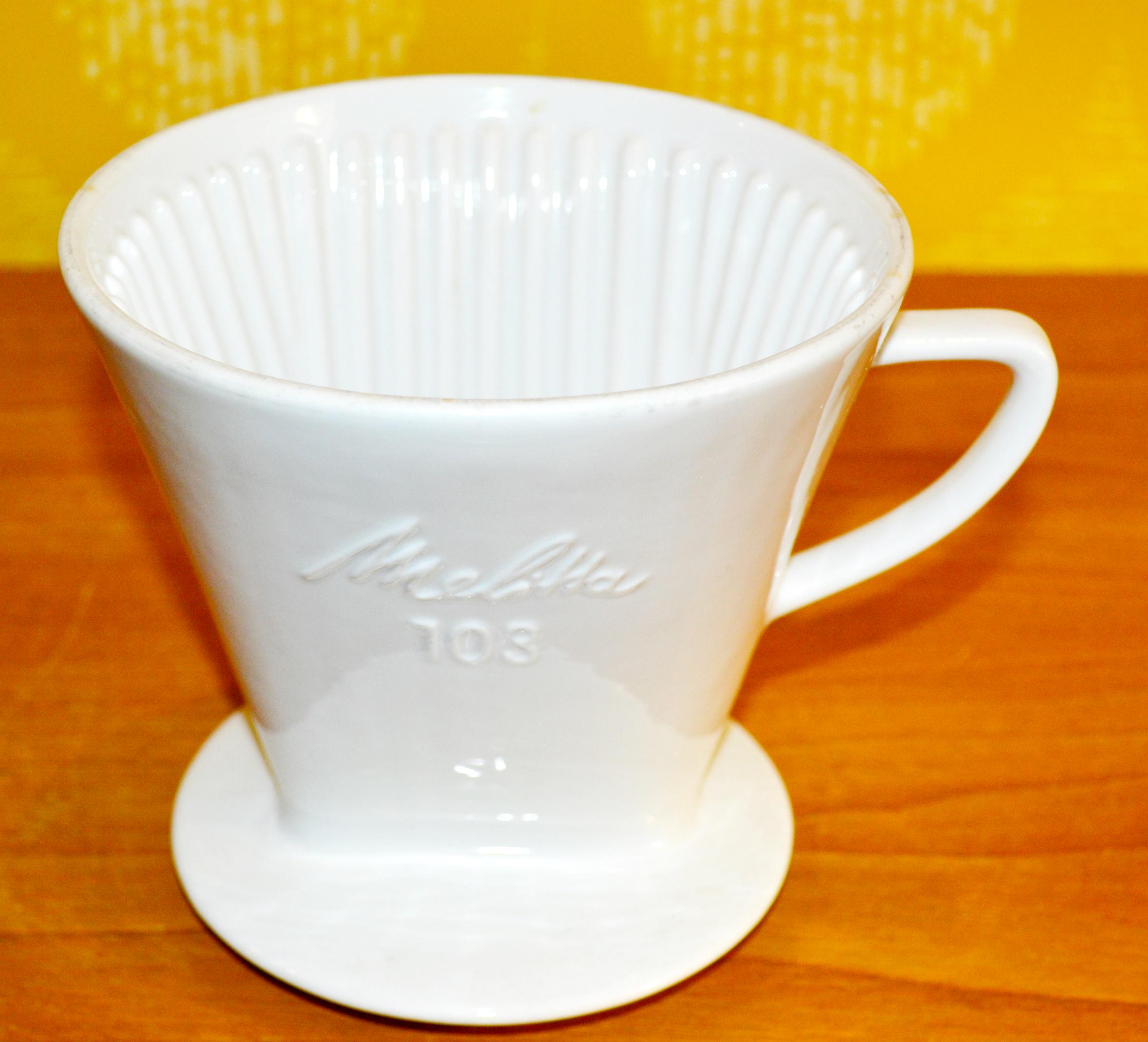 希少　Melitta No. 103 ヴィンテージ フィルター　4穴 Vintage Ceramic Coffee Filter 103, 1950s, by Melitta, White