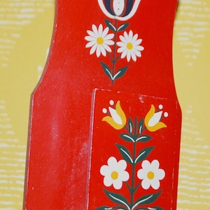 Vintage box for matches to hang red / colored wood decoration seventies 70s mid century retro shabby chic country style
