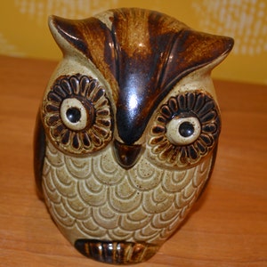 Vintage Ceramic Owl Money Box Brown/Beige 70s Seventies Mid Century Retro Shabby Chic Country Style