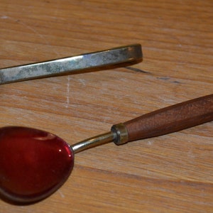 Cucchiaio da panna vintage / cucchiaio da zucchero in smalto / teak, anni '60, WGP, stile country Shabby Chic, metà secolo, retrò, anni '70