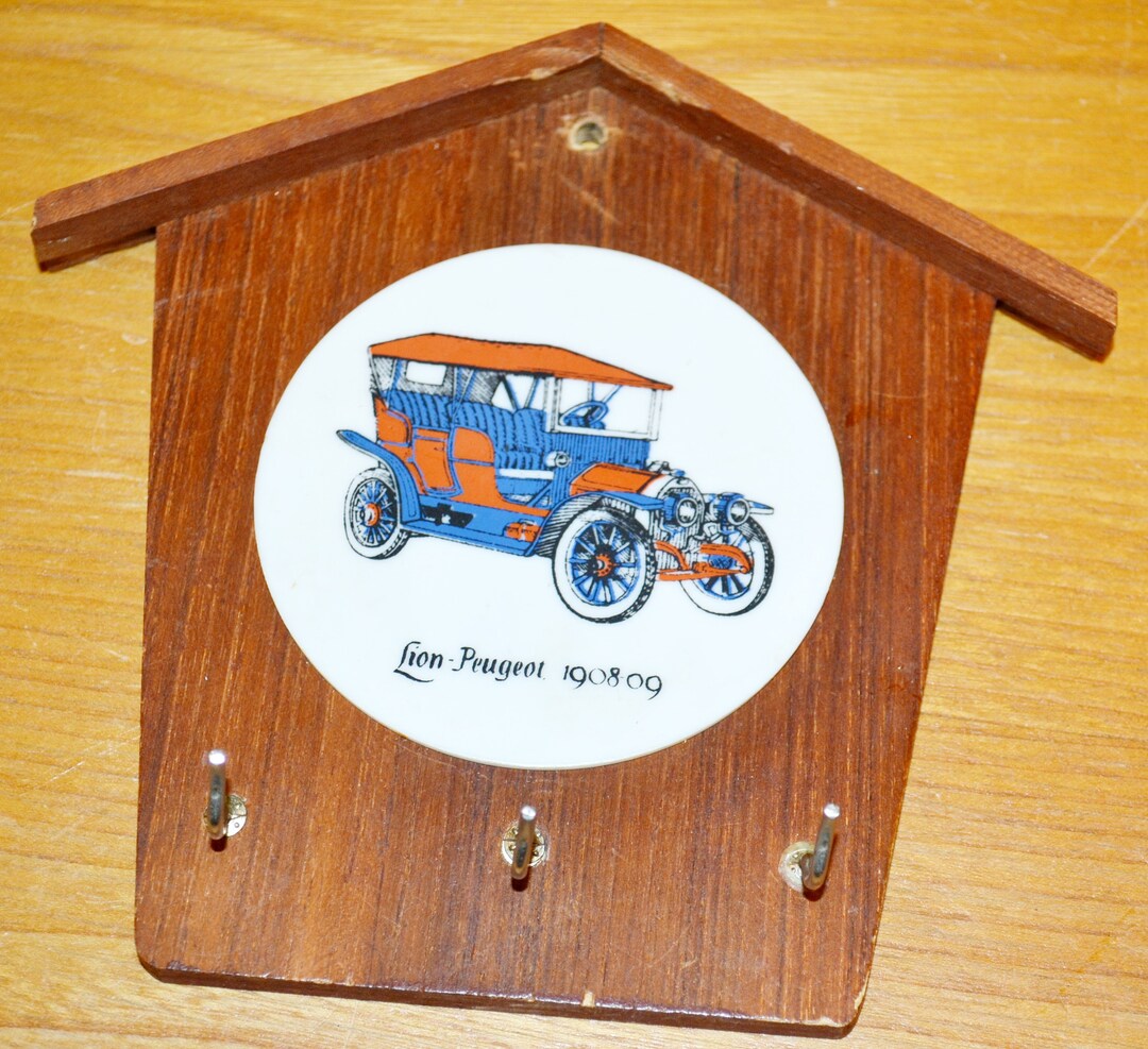 Beautiful Vintage Wooden Key Rack, Automotive Retro Mid-century Shabby ...