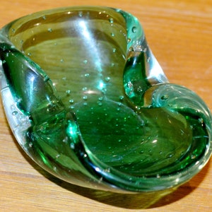 Vintage Glass Ashtray Green 70s Space Age Retro Mid Century Ashtray Shabby Chic Country Style