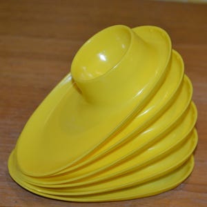 Vintage Egg Cup 70s Yellow Retro Mid Century Seventies Egg Cup Country Style Shabby Chic