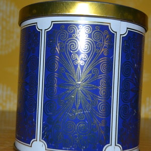 Vintage Tin Tea Can Blue 70s Retro Mid Century