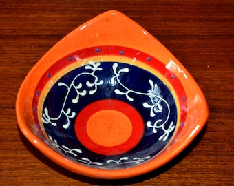 Vintage serving bowl ceramic orange 70s retro mid century shabby chic country style