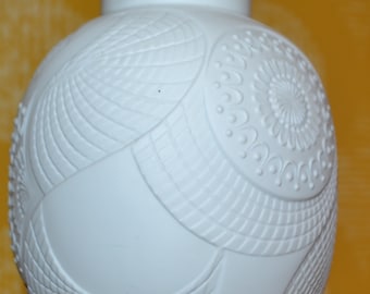 Jarrón blanco vintage de AK Kaiser Keramik, diseño retro de los años 70, estilo espacial de mediados de siglo.