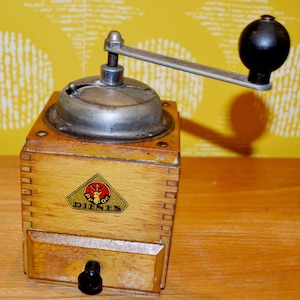 Vintage coffee grinder from the 50s metal / wood retro mid century shabby chic country style