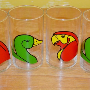 Vintage 70s glass set. Retro Mid Century Space Age Seventies Shabby Chic Country Style