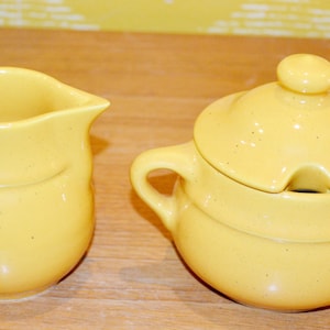 Vintage milk & sugar set by Friesland / Melitta yellow 70s retro mid century seventies WGP WGK