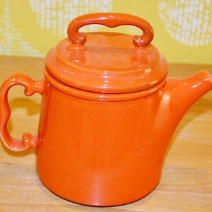 Beautiful vintage coffee pot red/orange 70s coffee pot porcelain WGP dishes retro seventies Retro Mid Century Shabby Chic