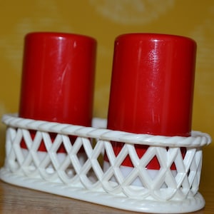 Vintage Salt and Pepper Set White / Red Retro Design 70s Mid Century Mid Century