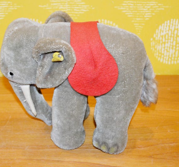 シュタイフのヴィンテージぬいぐるみ。ゾウのぬいぐるみ。レトロ