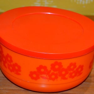 Beautiful large vintage plastic can orange 70s retro mid century shabby chic country style