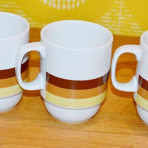 3x Beautiful vintage mugs by Thomas 70s Retro Mid Century WGK WGP Shabby Chic Country House Style Seventies