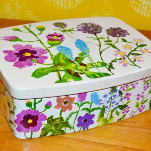 Beautiful vintage tin can IRA Design Made in Denmark 70s Retro Mid Century Shabby Chic Country Style