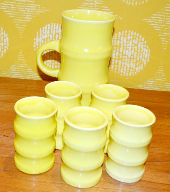 Vintage Saftkanne plus 5x Becher von Staffel Stone Ware  Keramik Gelb  70er Jahre  Retro Design  Mid Century   Shabby Chic Landhausstil