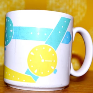 Vintage Sammel  Becher Keramik 80er Jahre Uhren  Weiß /Grün mug watch clock ceramic Retro  Mid Century