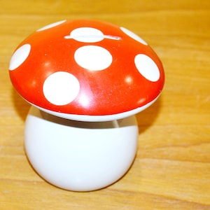 Vintage Money Box Ceramic Mushroom Red/White Collectible Seventies 70s Moneybox Mid Century Retro piggy bank money box