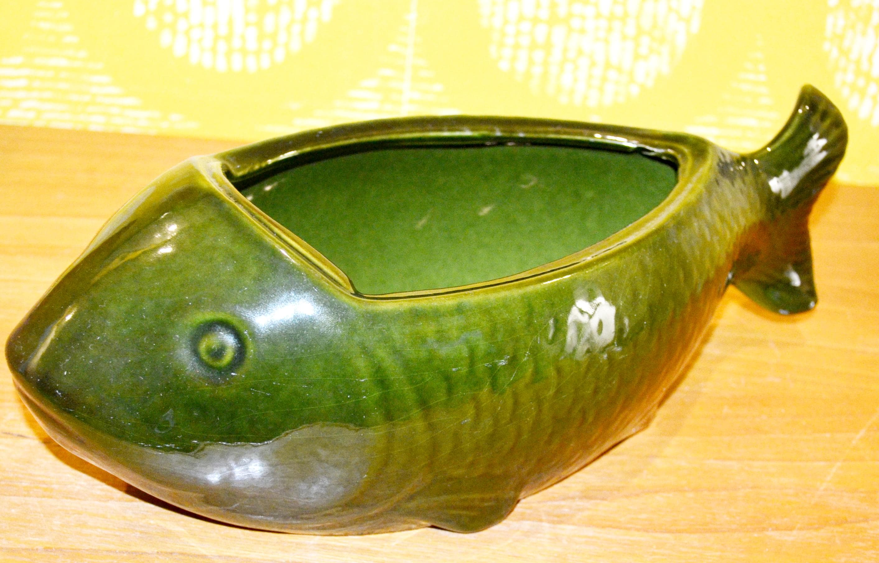 Beautiful XXL vintage ceramic lidded jar, fish design, green, by Wächtersbach /Waechtersbach, 70s retro mid-century shabby chic style
