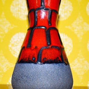 Vintage Ceramic Red/Black Fat Lava 70s Seventies Mid Century Space Age Retro