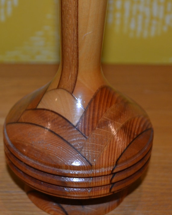 Vase en verre moulé made in Tchécoslovaquie années 70 vintage | Selency
