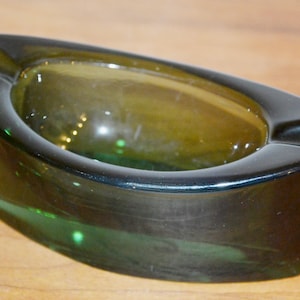 Vintage Glass Ashtray Green 70s Space Age Retro Mid Century Ashtray Shabby Chic Country Style