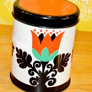 Vintage tin can from the 70s Retro Seventies Mid Century Shabby Chic Country Style
