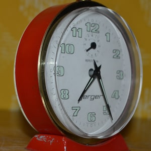 Vintage Alarm Clock Retro Design 50s Red/White Mid Century Retro Rockabilly Shabby Chic Clock