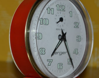 Vintage Alarm Clock Retro Design 50s Red/White Mid Century Retro Rockabilly Shabby Chic Clock