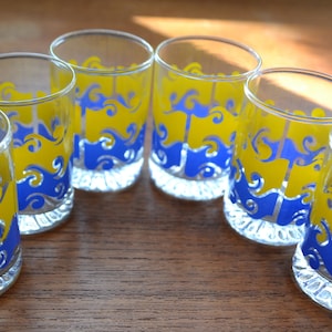 Vintage schnapps glass set 70s