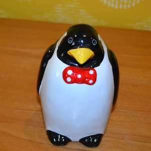 Vintage money box ceramic penguin collectible Seventies 70s Moneybox Mid Century Retro piggy bank money box