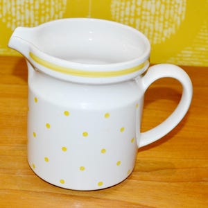 Wächtersbach ceramic jug 18 cm yellow/white jug retro mid century shabby chic country house style