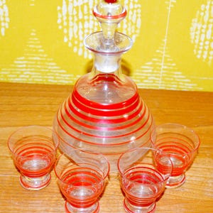Vintage 4x shot glasses set, plus carafe from the 50s Retro Design Mid Century Vintage Glass Country Style Shabby Chic