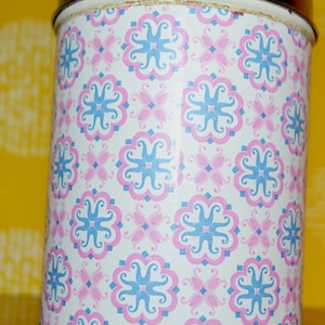 Vintage tin lid can from Brabantia white / purple glued 70s beige retro space age design mid century