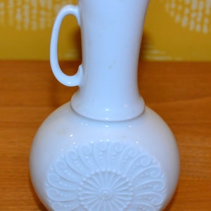 Beautiful vintage ceramic vase white 70s Seventies Retro Design Space Age Mid Century WGK