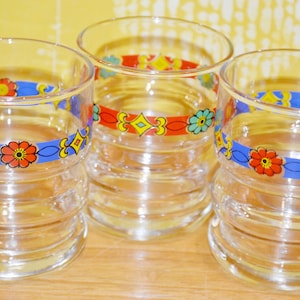 Vintage 3x juice glasses set colorful 70s retro design mid century vintage glass country house style shabby chic
