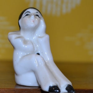 Vintage type case figure ceramic Pirrot 70s Seventies Mid Century Retro Shabby Chic Space Age